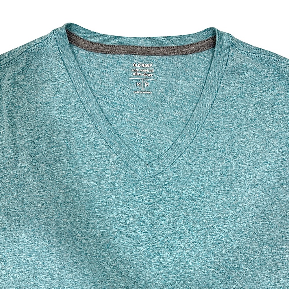 Old Navy V-Neck - Picture 4 of 4